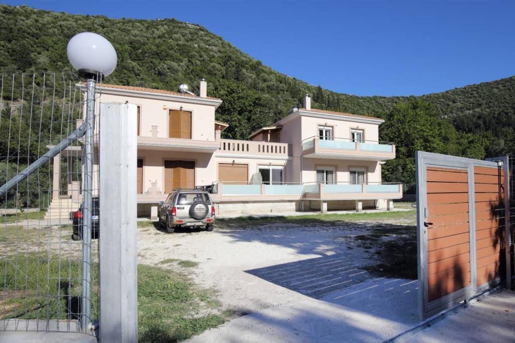 Villa Ligero Agios Christoforos  Екстер'єр фото